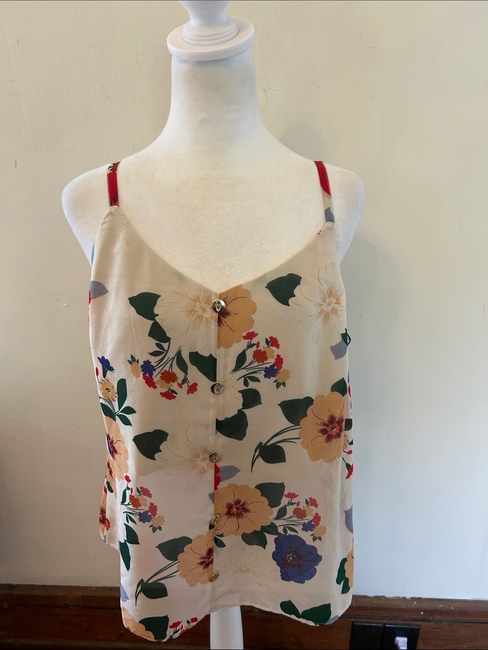 Cabi Floral Button-Front Cream Tank Top with adjustable straps Size M EUC
